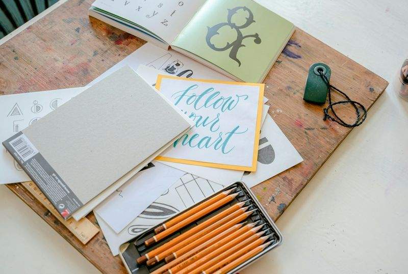 Materialien für den perfekten Schriftzug